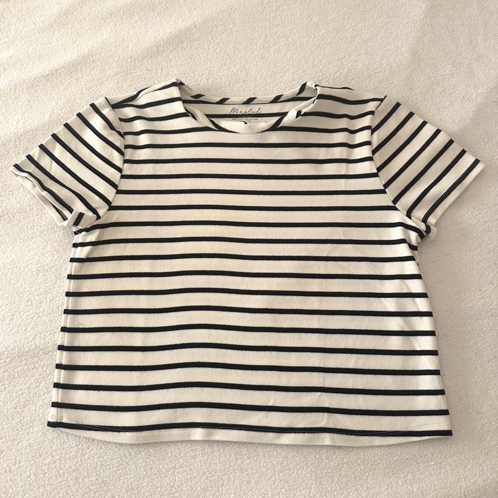 MARLED B&W STRIPED TEE
